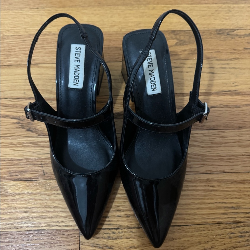 Steve Madden - Mary Jane Pumps